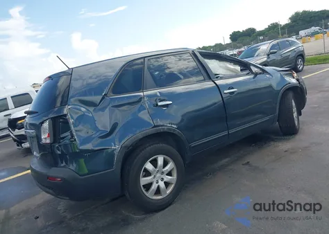 2011 Kia Sorento Lx z USA, uszkodzony, nr VIN 5XYKT3A18BG112907